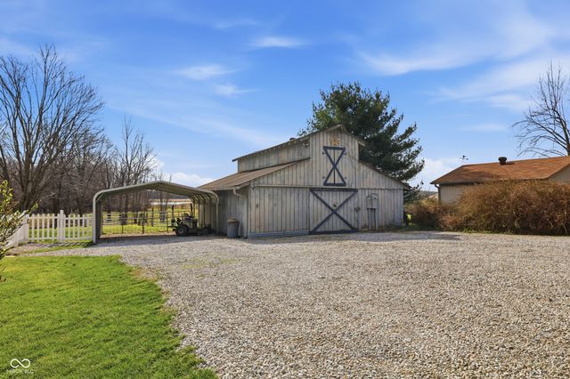 6761 E Centenary Road, Mooresville, IN 46158