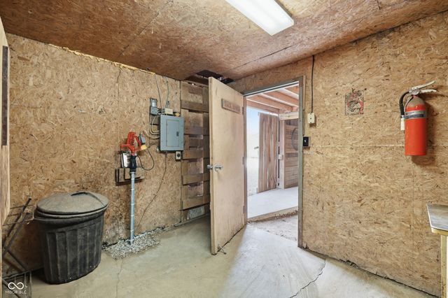 6761 E Centenary Road, Mooresville, IN 46158