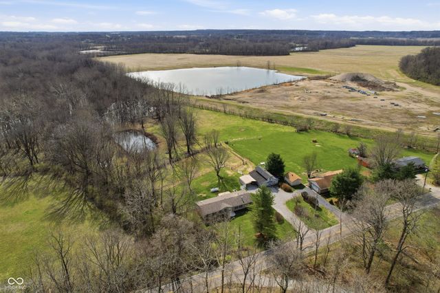 6761 E Centenary Road, Mooresville, IN 46158