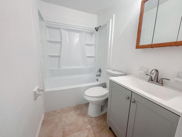 2612 S 29th Street, Fort Pierce, FL 34981