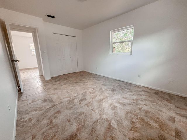 2612 S 29th Street, Fort Pierce, FL 34981