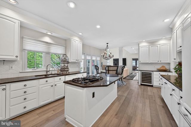 23 EASTPORT CT, Lutherville Timonium, MD 21093