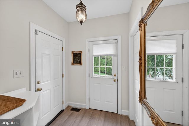 23 EASTPORT CT, Lutherville Timonium, MD 21093