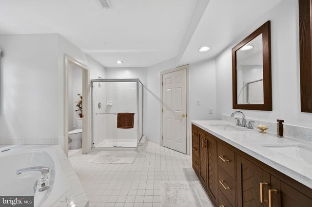 23 EASTPORT CT, Lutherville Timonium, MD 21093