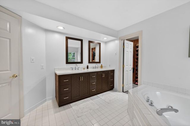 23 EASTPORT CT, Lutherville Timonium, MD 21093