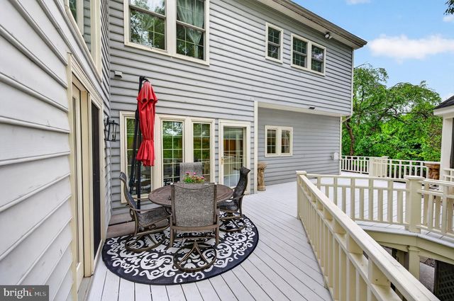23 EASTPORT CT, Lutherville Timonium, MD 21093