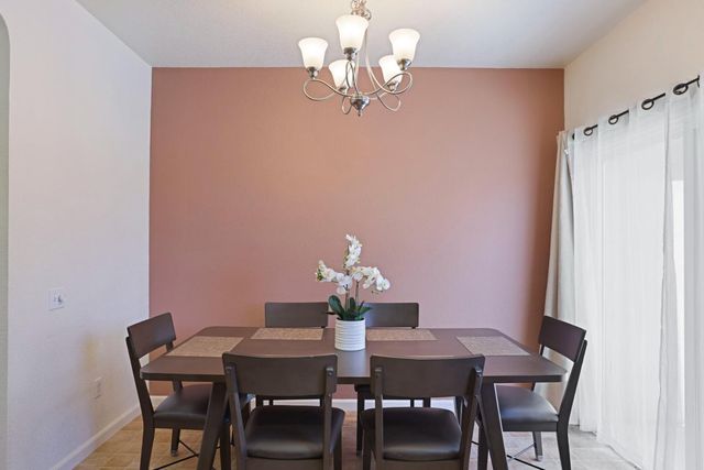 1494 Hearthsong Dr, Manteca, CA 95337