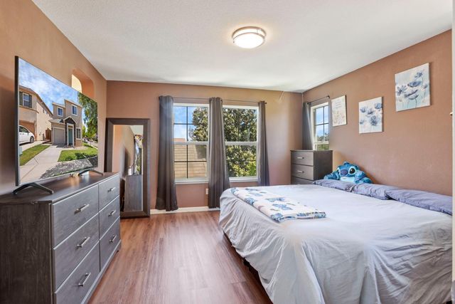 1494 Hearthsong Dr, Manteca, CA 95337