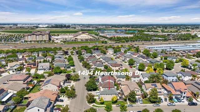 1494 Hearthsong Dr, Manteca, CA 95337