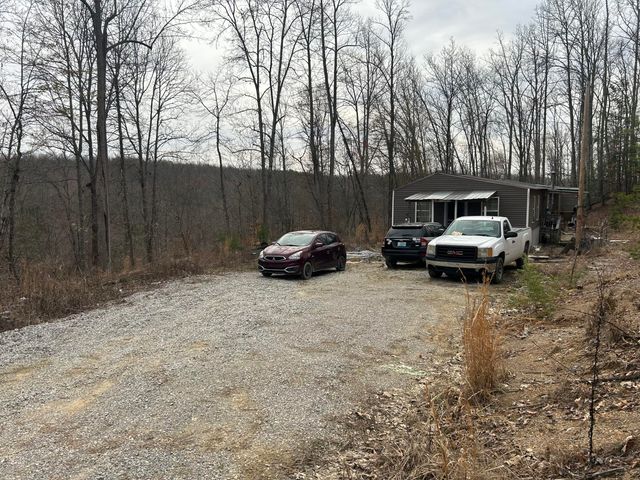 151 Walter Crabtree Road, Pine Knot, KY 42635