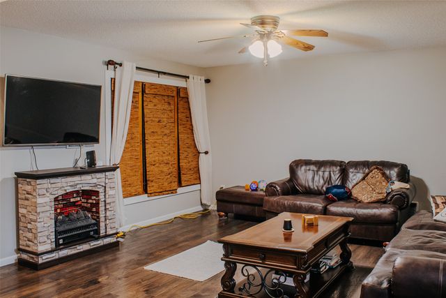 817 SE Chaparal Drive, Ankeny, IA 50021