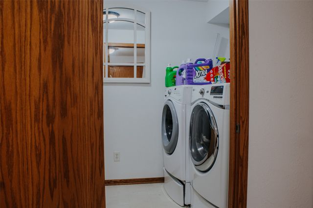 817 SE Chaparal Drive, Ankeny, IA 50021