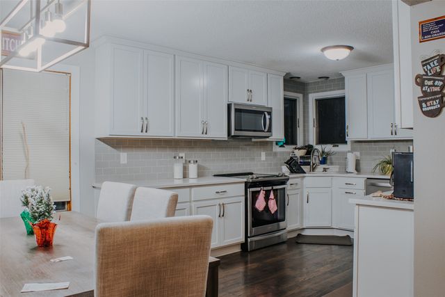 817 SE Chaparal Drive, Ankeny, IA 50021