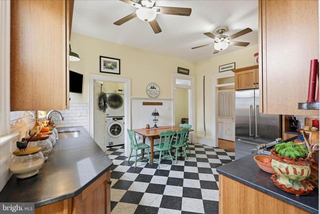 531 FRONT ST, Lititz, PA 17543