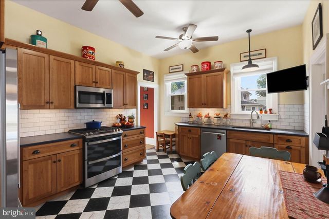 531 FRONT ST, Lititz, PA 17543