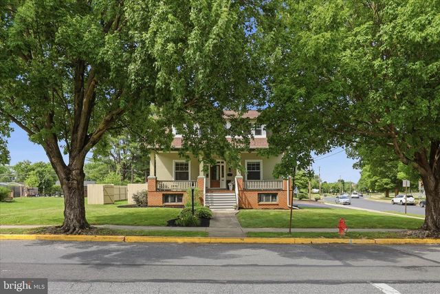 531 FRONT ST, Lititz, PA 17543
