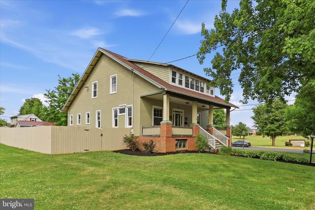 531 FRONT ST, Lititz, PA 17543