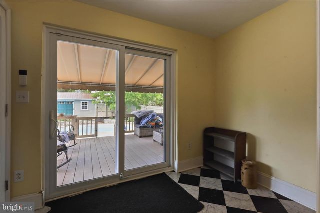 531 FRONT ST, Lititz, PA 17543