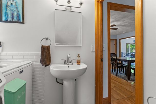 341 Linwood St, Lynn, MA 01901