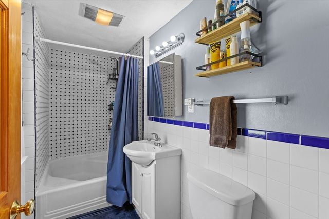 341 Linwood St, Lynn, MA 01901