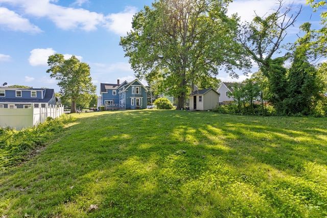 341 Linwood St, Lynn, MA 01901