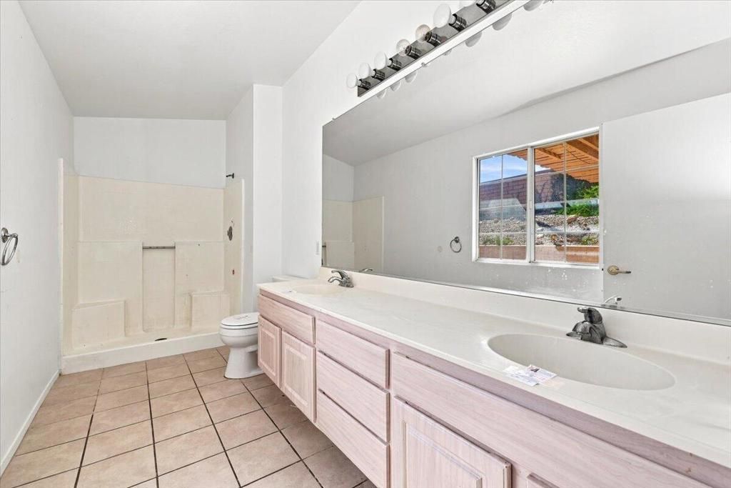 Image 32 of property listing at 10780 Bel Air Drive, Cherry Valley, CA 92223