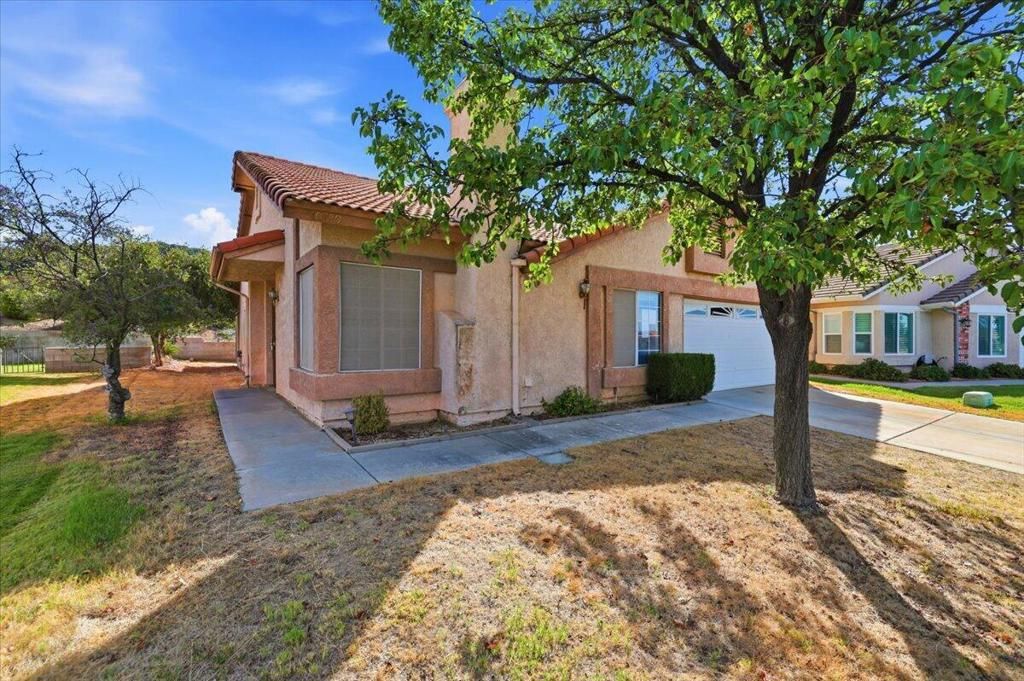 Image 4 of property listing at 10780 Bel Air Drive, Cherry Valley, CA 92223