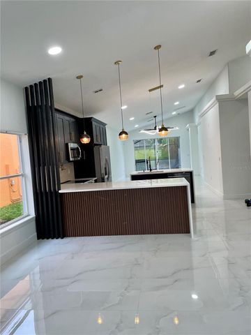 207 VIZCAY WAY, Davenport, FL 33837