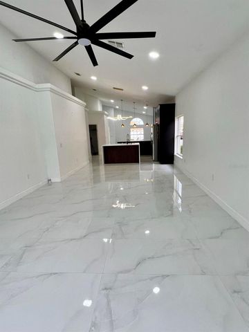 207 VIZCAY WAY, Davenport, FL 33837