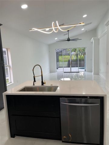 207 VIZCAY WAY, Davenport, FL 33837