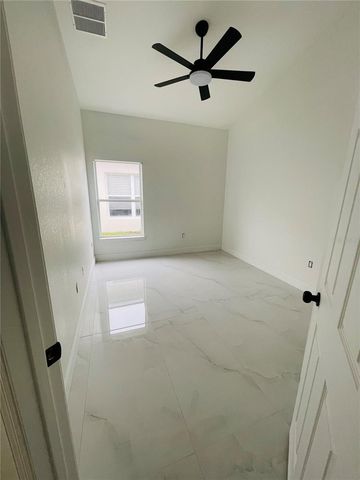 207 VIZCAY WAY, Davenport, FL 33837