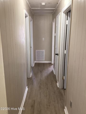 106 Mcarthur Drive, Rockingham, NC 28379