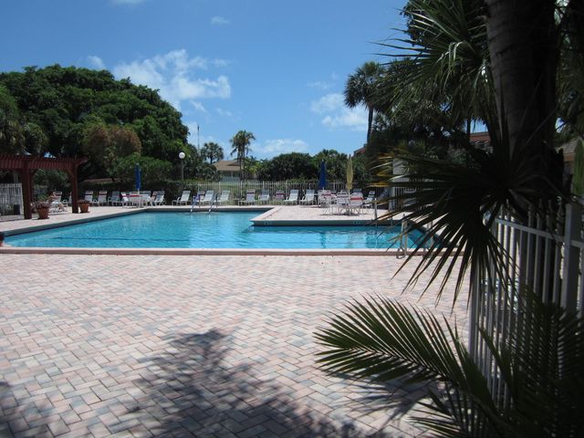 955 Dotterel Road 2205, Delray Beach, FL 33444