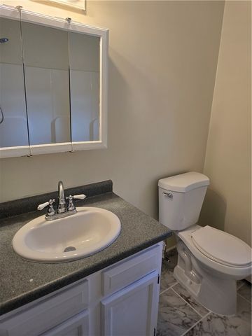 98 Hamilton Street, Providence, RI 02907