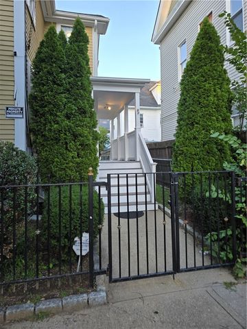 98 Hamilton Street, Providence, RI 02907