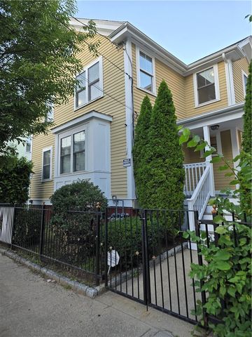 98 Hamilton Street, Providence, RI 02907