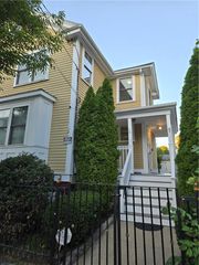 98 Hamilton Street, Providence, RI 02907