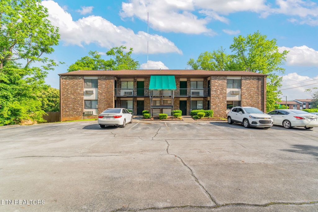 2755 Jersey Ave A403, Knoxville, TN 37919