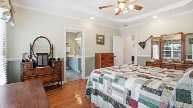 201 Victoria Ct, Tullahoma, TN 37388