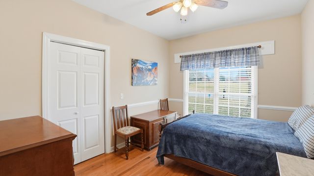 201 Victoria Ct, Tullahoma, TN 37388