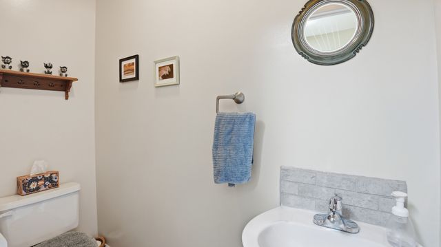 201 Victoria Ct, Tullahoma, TN 37388