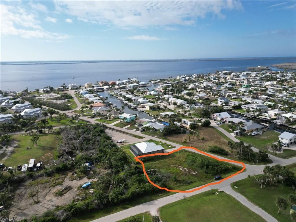 2391 Rose AVE, OTHER, FL 33956 — exterior