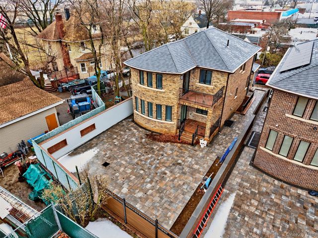 14-09 133RD Place, College Point, NY 11356