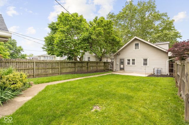 425 N Bosart Avenue, Indianapolis, IN 46201