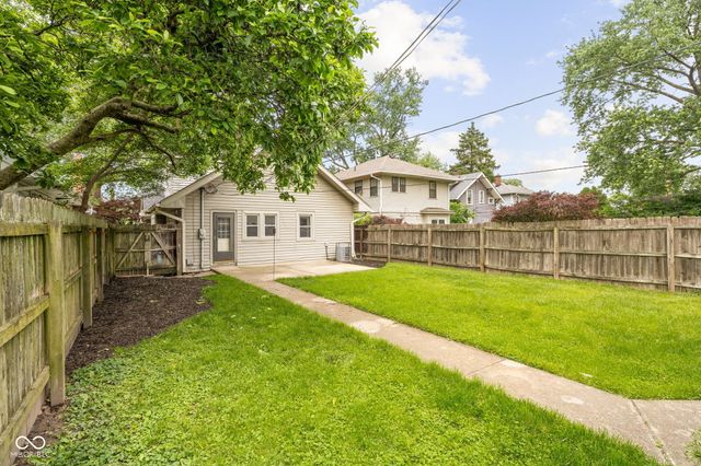 425 N Bosart Avenue, Indianapolis, IN 46201