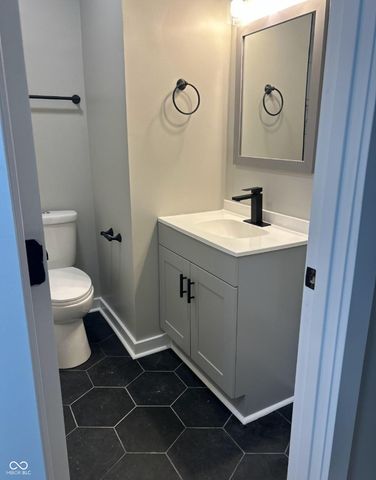 4617 N Kenmore Road, Indianapolis, IN 46226