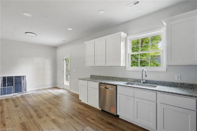 1913 Allyson Avenue, Greensboro, NC 27405