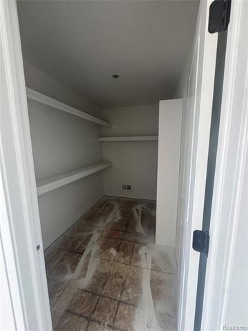 24314 Sawgrass Drive, Macomb, MI 48042