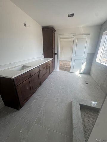 24314 Sawgrass Drive, Macomb, MI 48042