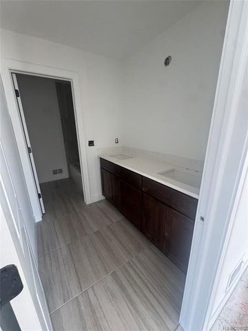 24314 Sawgrass Drive, Macomb, MI 48042